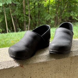 Sanita Black Professional Clogs
Excellent used condition